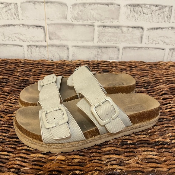 Women’s Bjorndal Trulie cream colored double strap boho sandals, Size 8 - Picture 2 of 5
